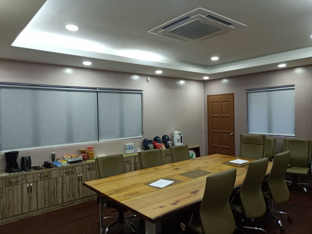 office windows roller blinds