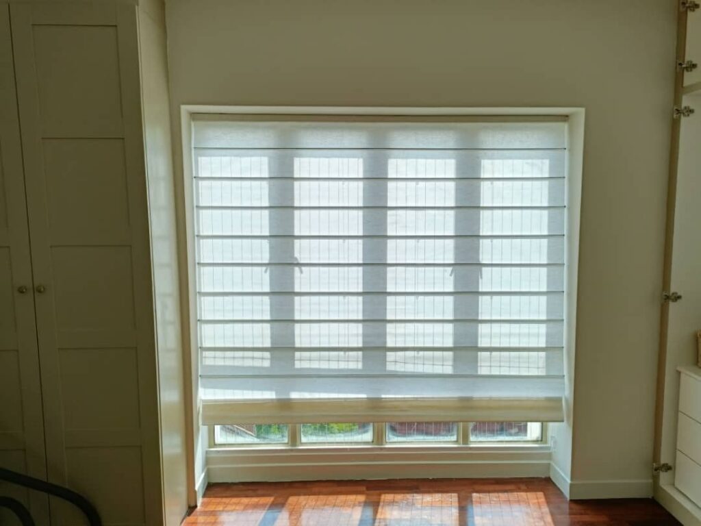 roman blinds for bedroom