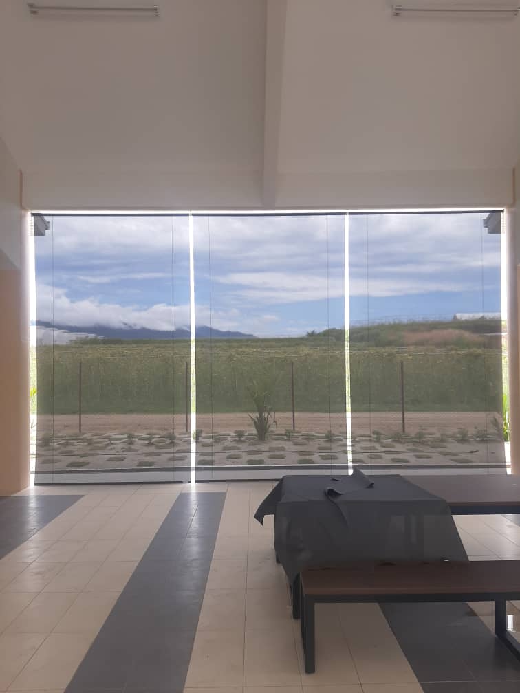 outdoor blinds for link bridges and big outdoor areas
