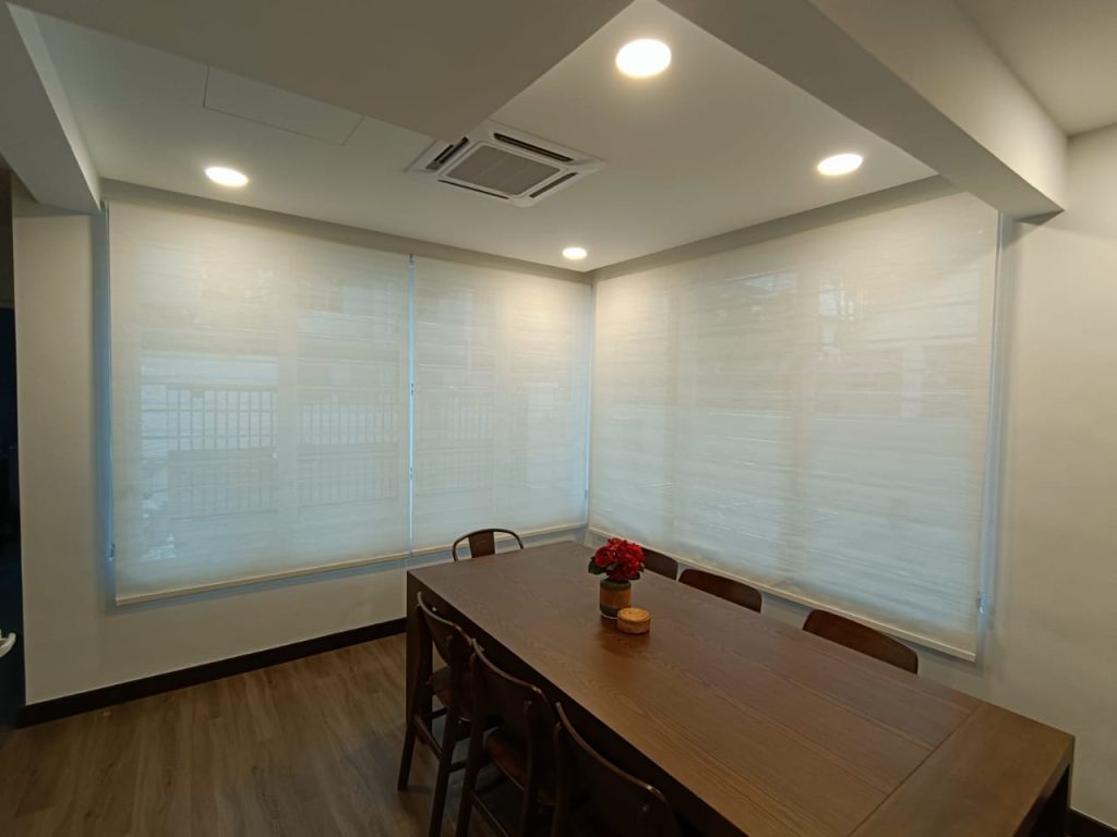 semi blackout roller blinds