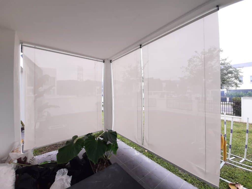 outdoor waterproof windproof blinds for patios